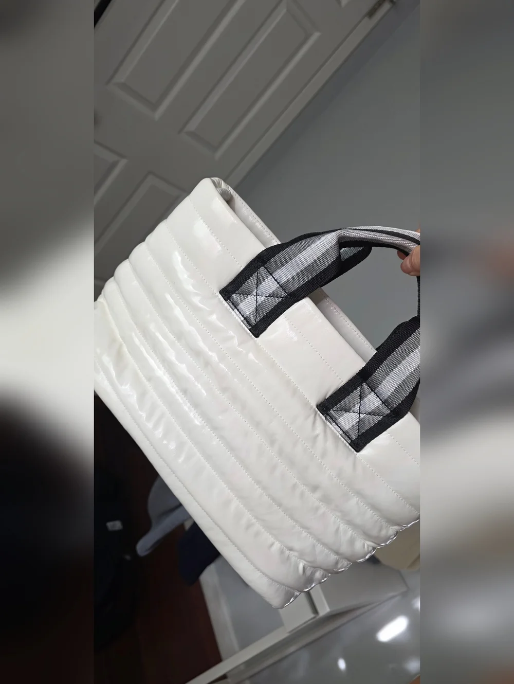 Think Royln White Bag - Picture 3 of 8